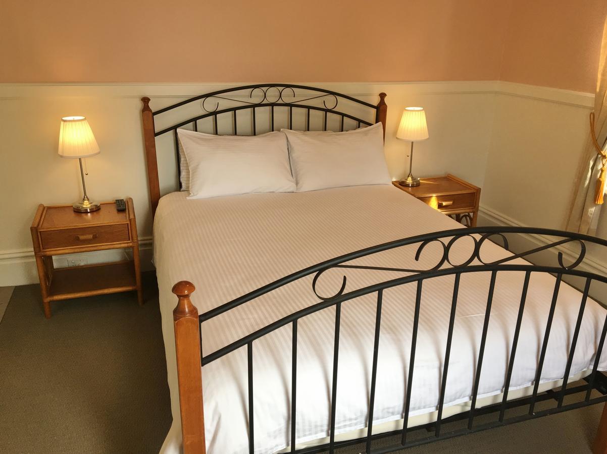 Settlers Arms Hotel Dungog Екстериор снимка