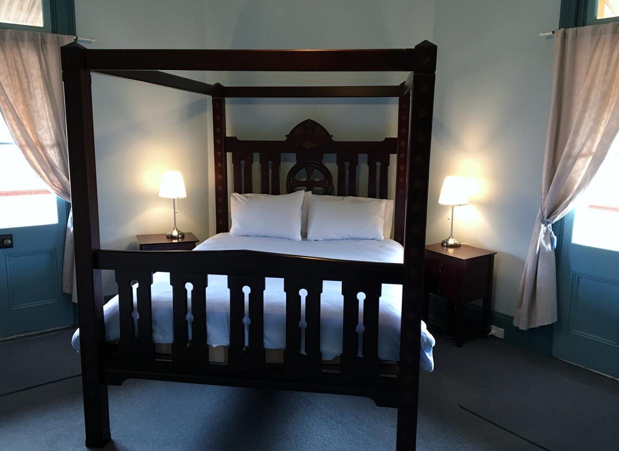 Settlers Arms Hotel Dungog Екстериор снимка