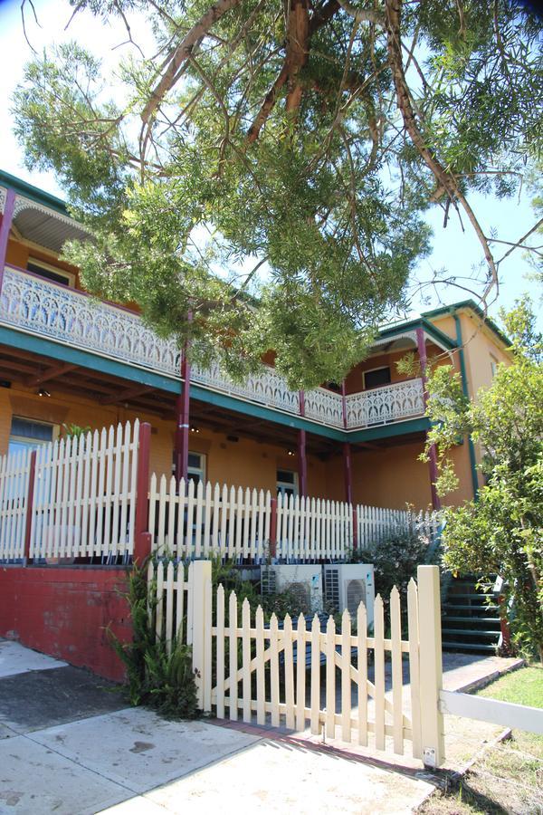Settlers Arms Hotel Dungog Екстериор снимка